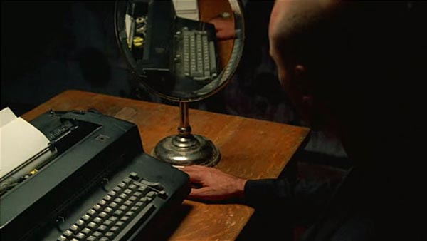 20 причин - за что мы любим 'Грань' - Пишущая машинка для общения между Вселенными